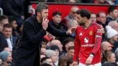 Michael Carrick and Bruno Fernandes Hold Crisis Talks Ahead of Chelsea Clash