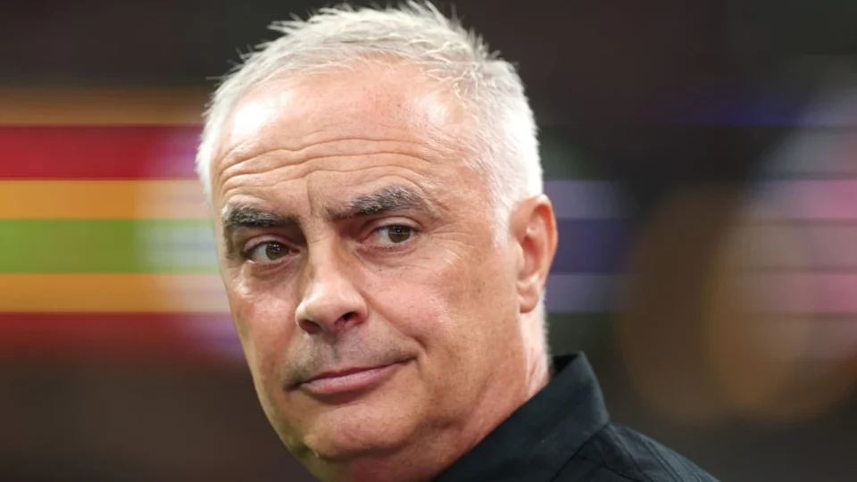 New Zealand Head Coach Darren Bazeley Set to Leave Post — Photo: AFP