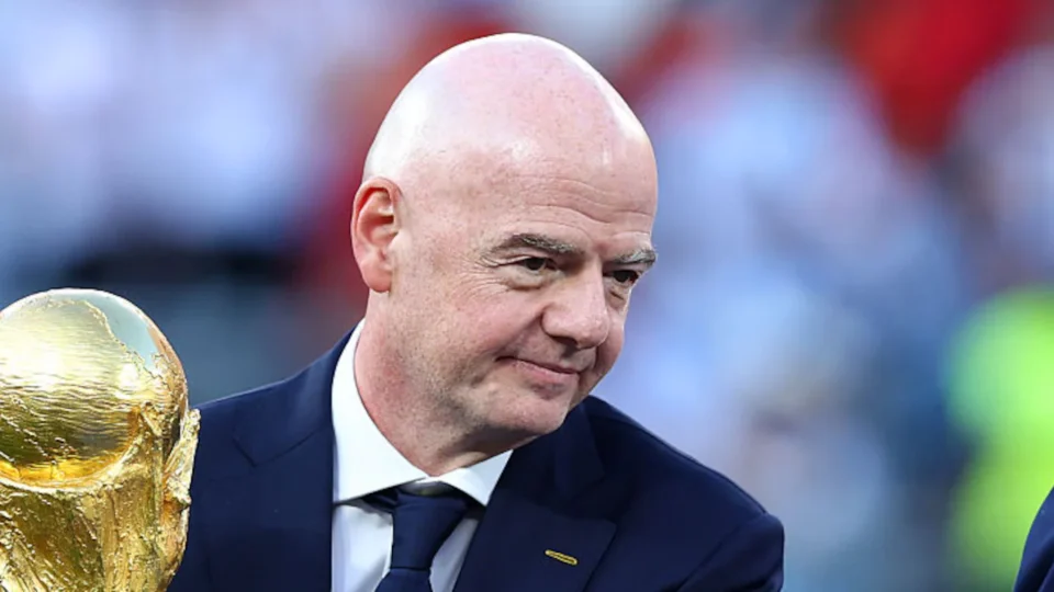 Gianni Infantino Heads to Japan to Secure Support from Asian Football Confederation Ahead of FIFA Vote — Photo: Getty