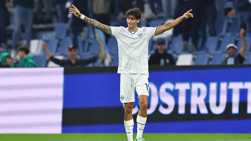 Lazio Go Top of Serie A as Floriani Scores Maiden Goal in Rout — Photo: Getty