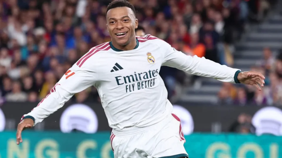 Mbappe Dismisses Century Milestone After El Clasico Heroics — Photo: AFP