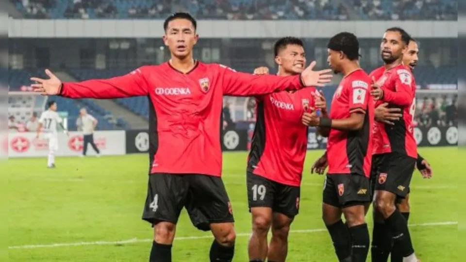 SC Delhi Draws Massive Crowd of Nearly 15,000 for First Ever ISL Home Game — Photo: X/@SCDelhi